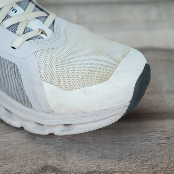 On Cloud Runner Womens running shoe - Picture 8 of 11